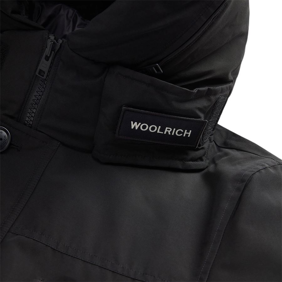 Arctic Parka Evolution in Ramar Cloth giubbetto da uomo Woolrich | CFWOOU0866BLK